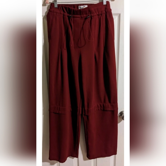 TWIN NYC Dressy Burgundy Sporty Pants M Knit Trousers Toggles Spring - Picture 2 of 6